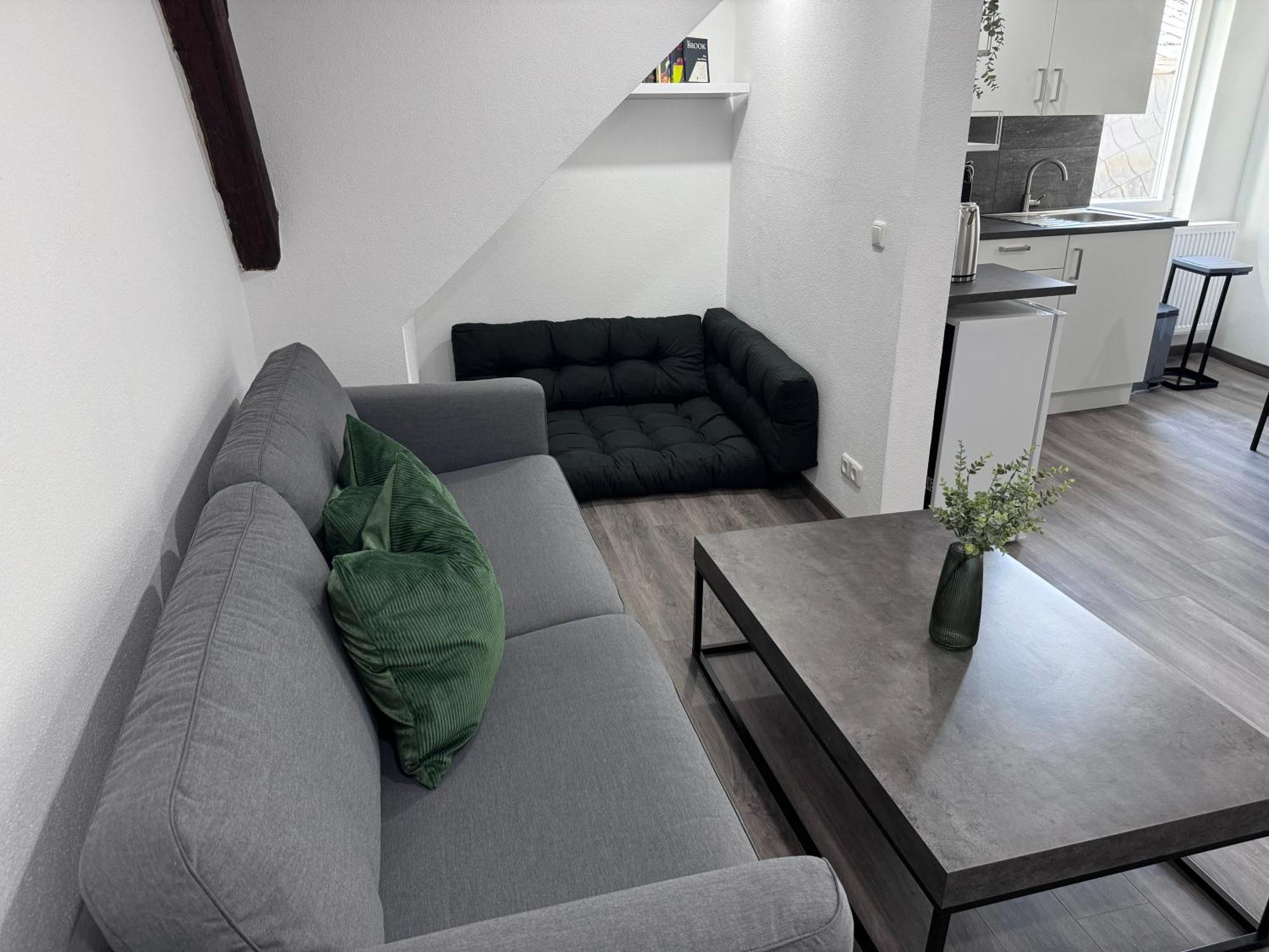 Ferienwohnung Direkt An Der Mosel Im Zentrum Von Zell Zell an der Mosel Exterior foto